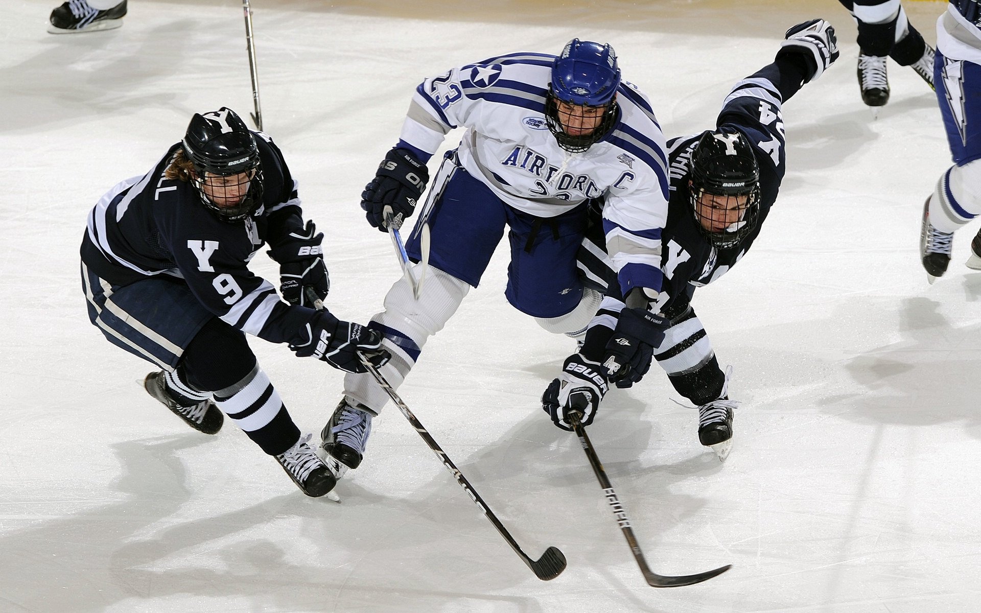山东泰山主场收官告捷!中超10场不败,7战天津津门虎全胜,连续刷新纪录