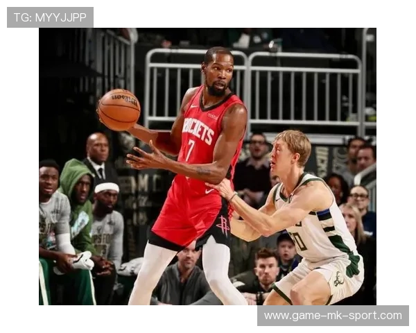 火箭122-115翻盘雄鹿，杜兰特无解，乌度卡换人是关键，火箭续约巴西杜兰特